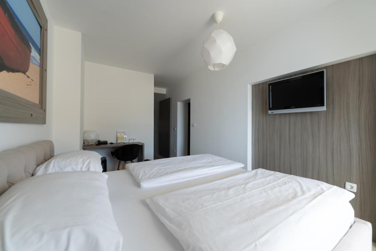 Barbara Piran Beach Hotel Экстерьер фото