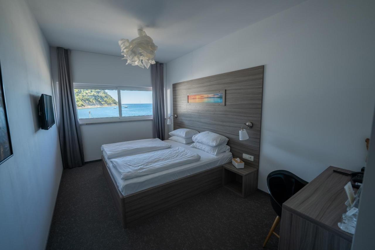 Barbara Piran Beach Hotel Экстерьер фото