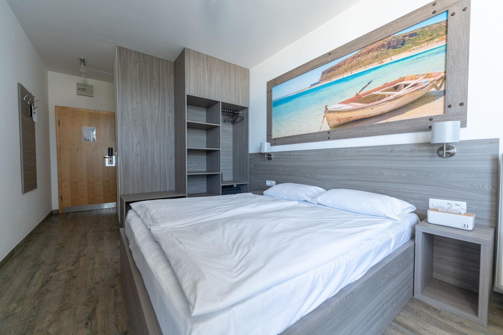 Barbara Piran Beach Hotel Экстерьер фото