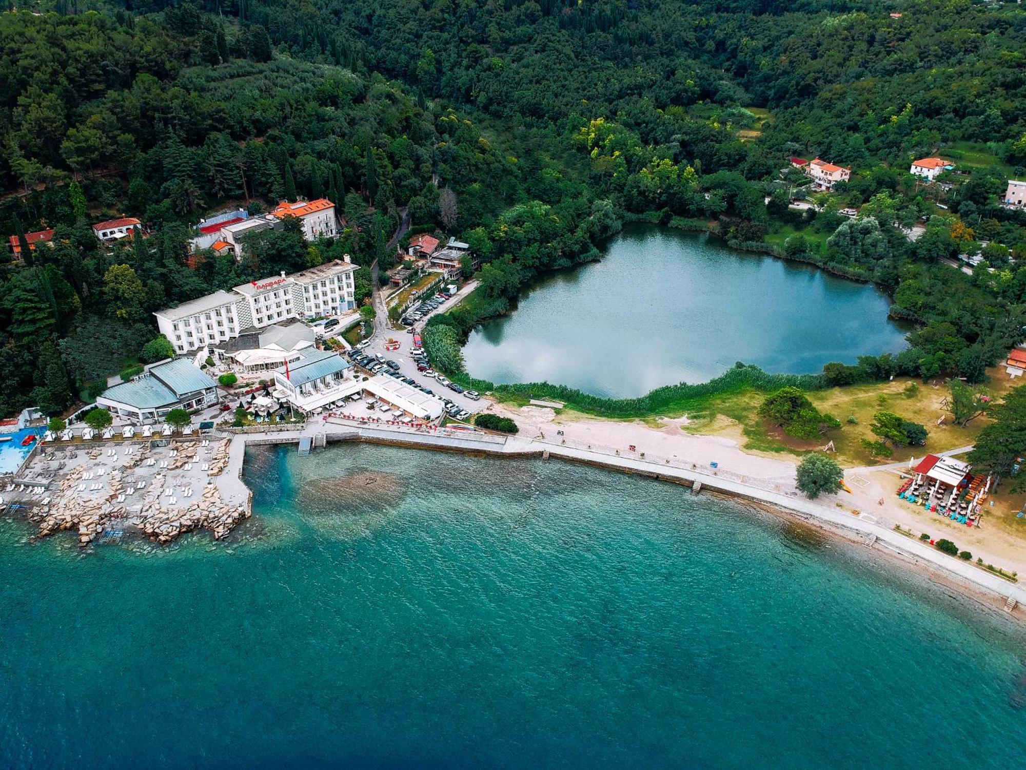 Barbara Piran Beach Hotel Экстерьер фото