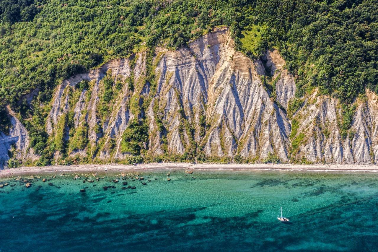 Barbara Piran Beach Hotel Экстерьер фото